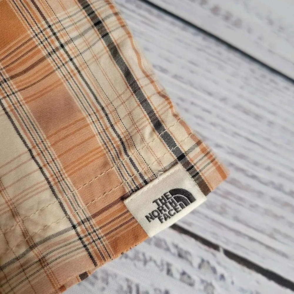 The North Face Shirt Mens M Brown Plaid Hiking Short Sleeve Seersucker Button Up
